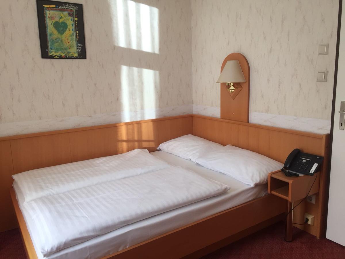 Hotel Admiral 3*