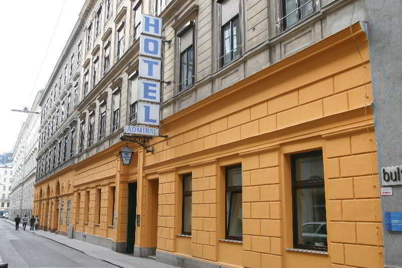 Admiral Hotel 3*